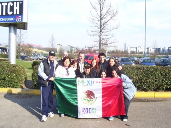 photo GRUPPO AL FORUM 25-03-2006.jpg